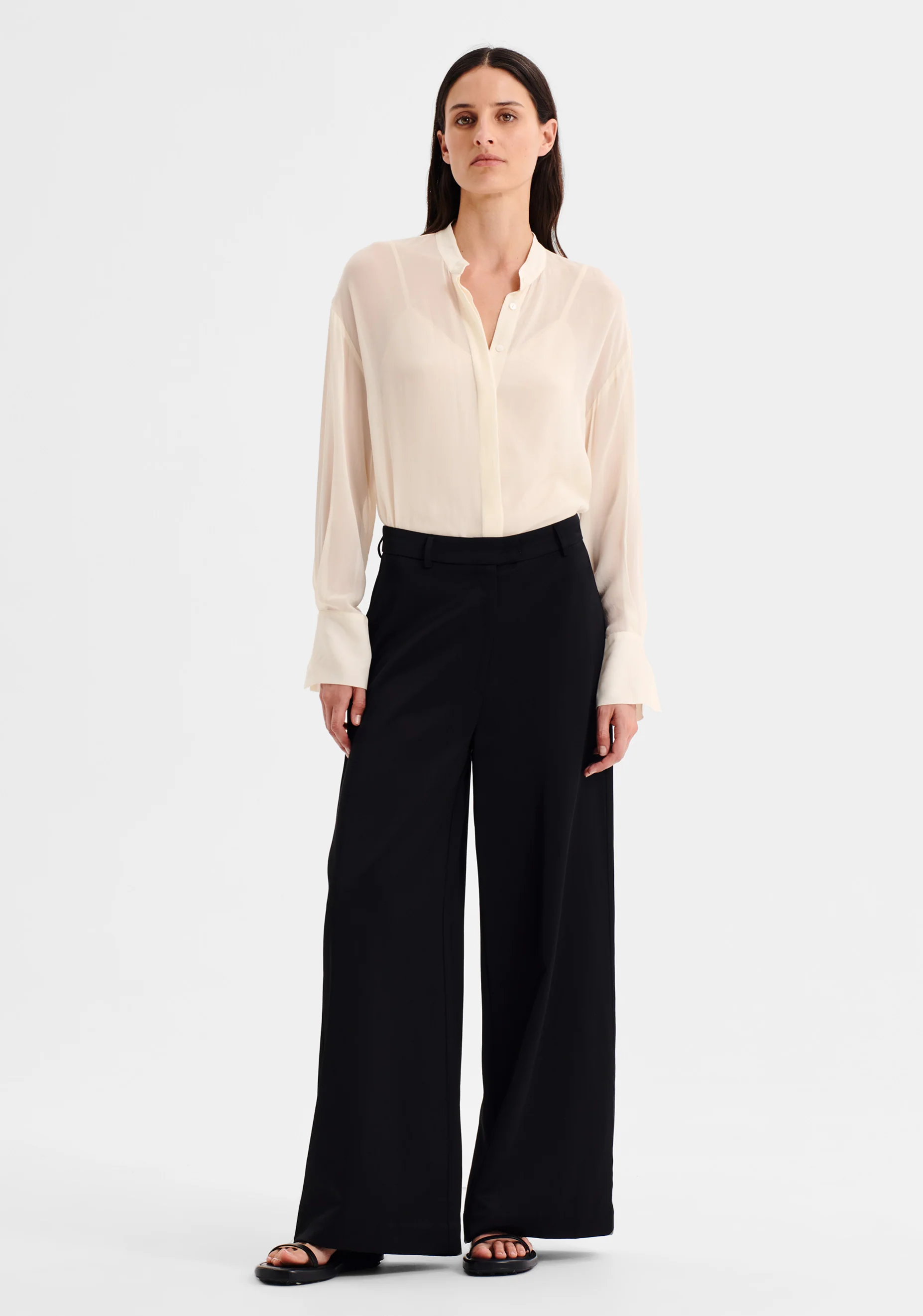 Alexa Pant_Black