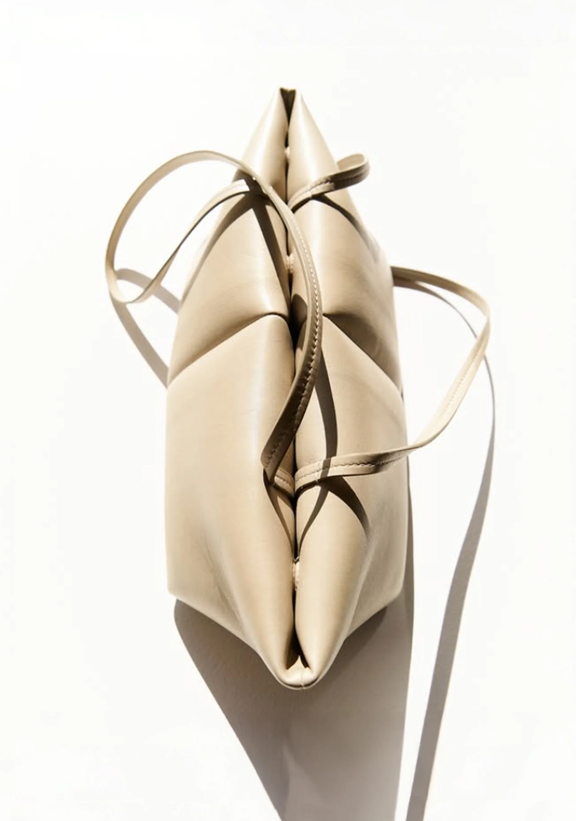 Boulevard Sling Leather Bag_Cream - Image 2