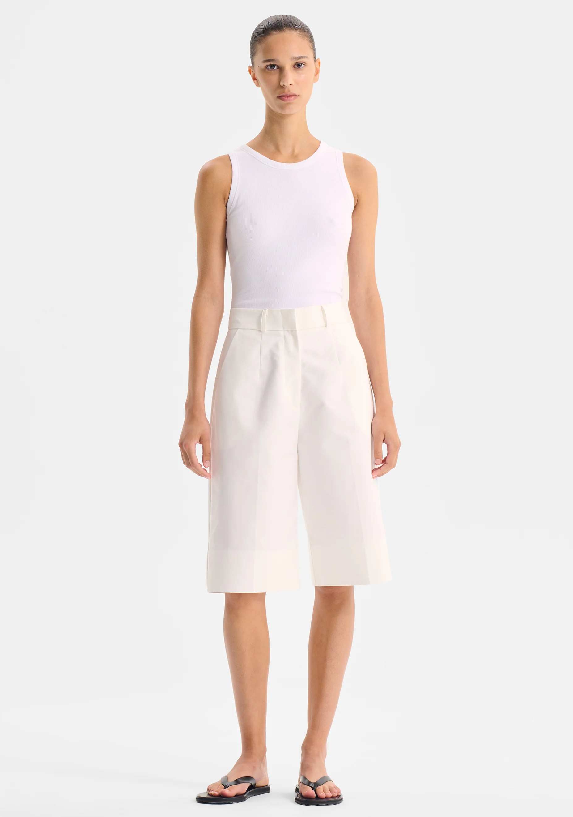 Elliott Bermuda Short_White