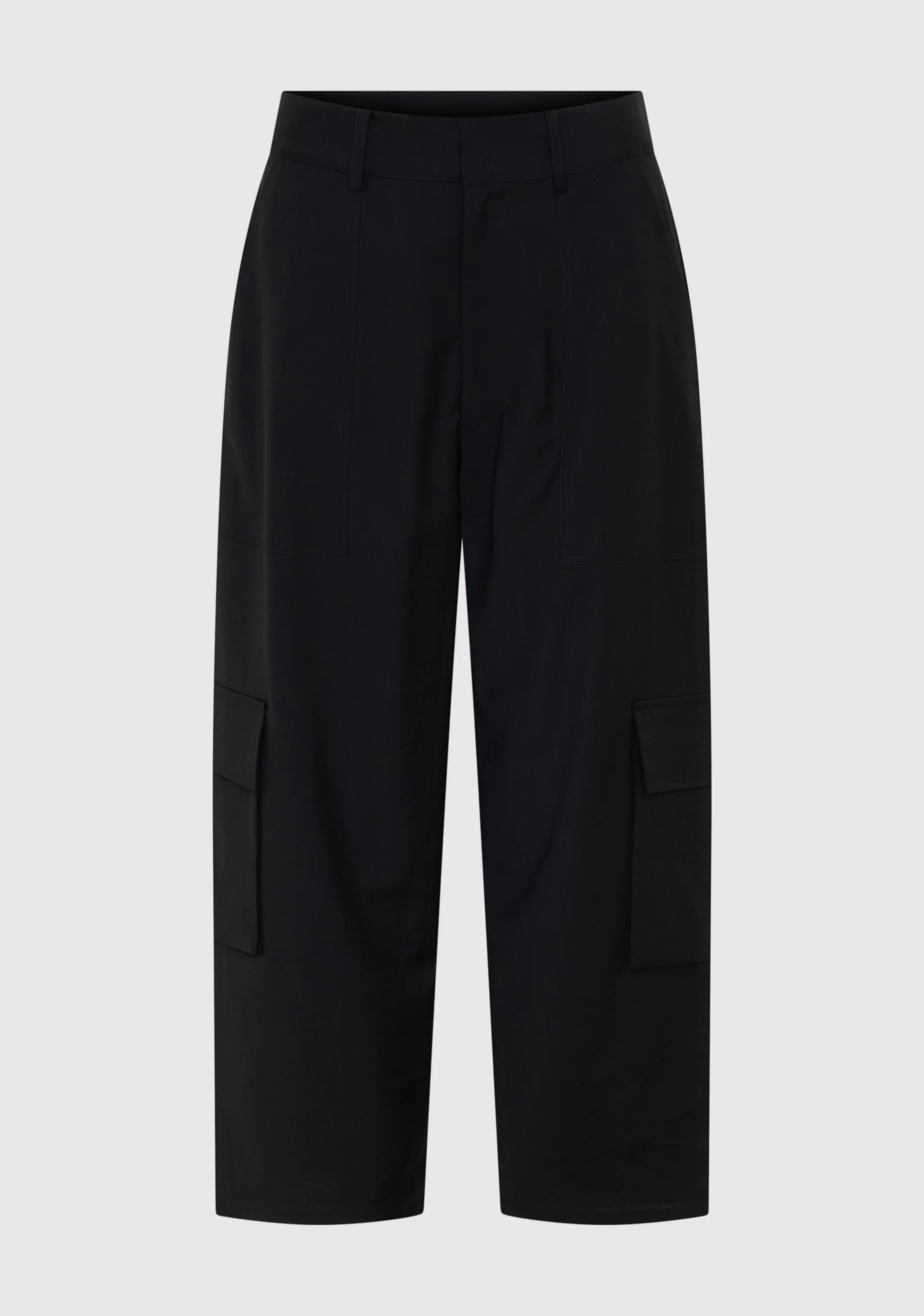 Hansel Crop Cargo Pant_Black - Image 6