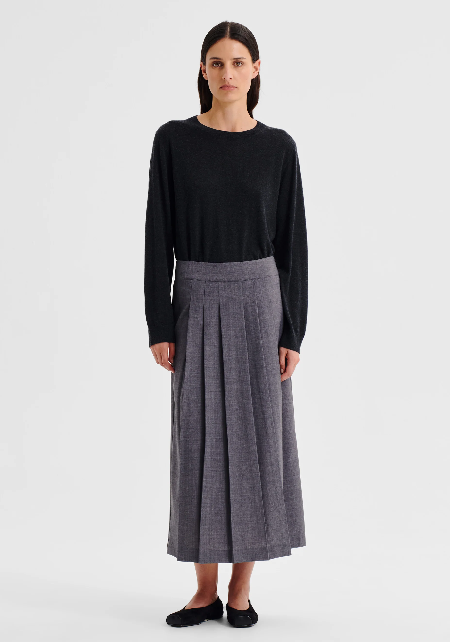 Hansel Skirt_Charcoal - Image 2