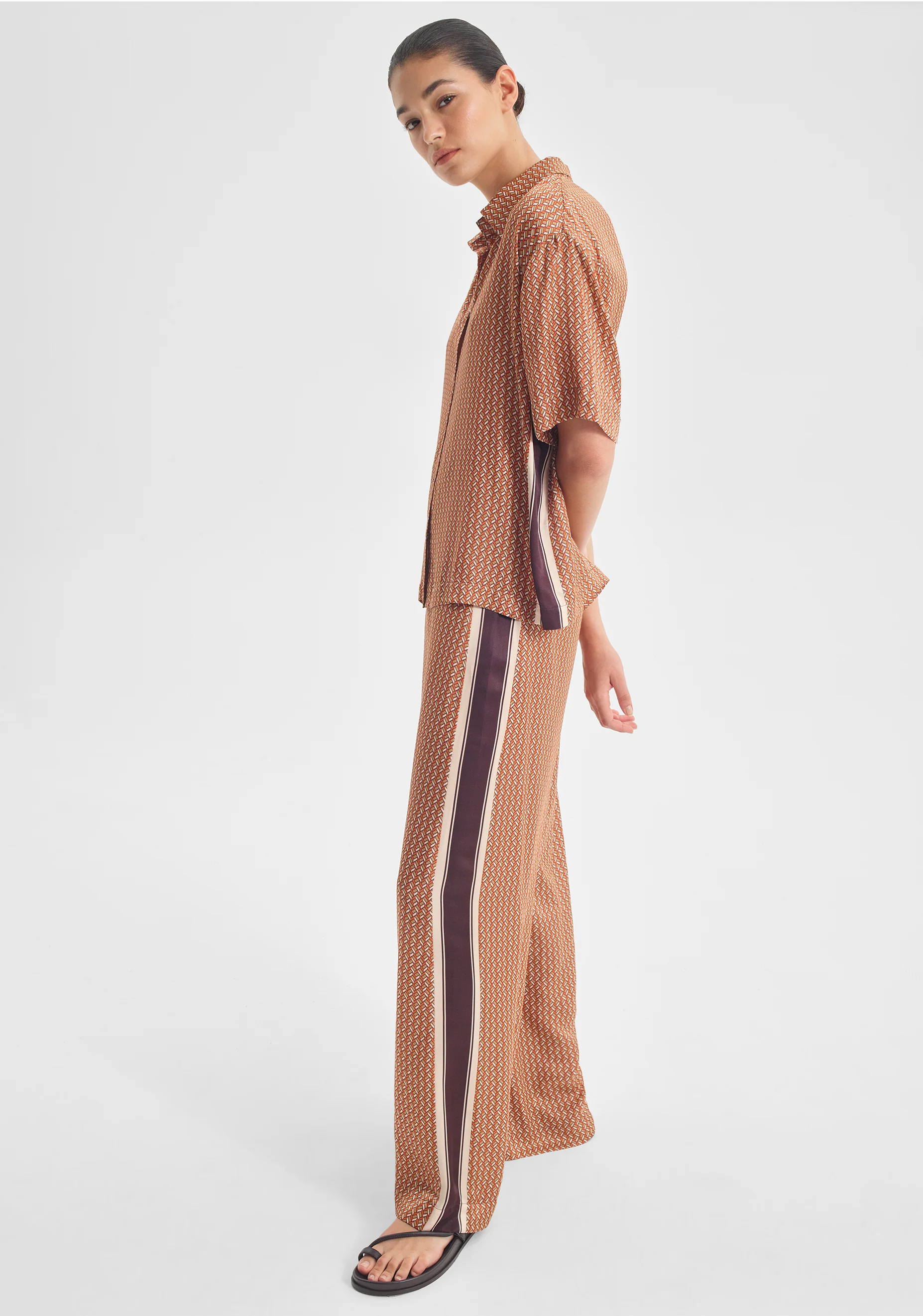 Iris Pant_Print - Image 5