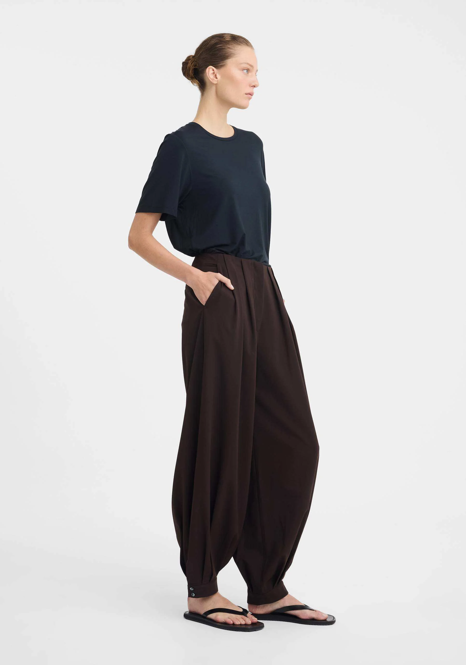 Liana Tee_Black - Image 3