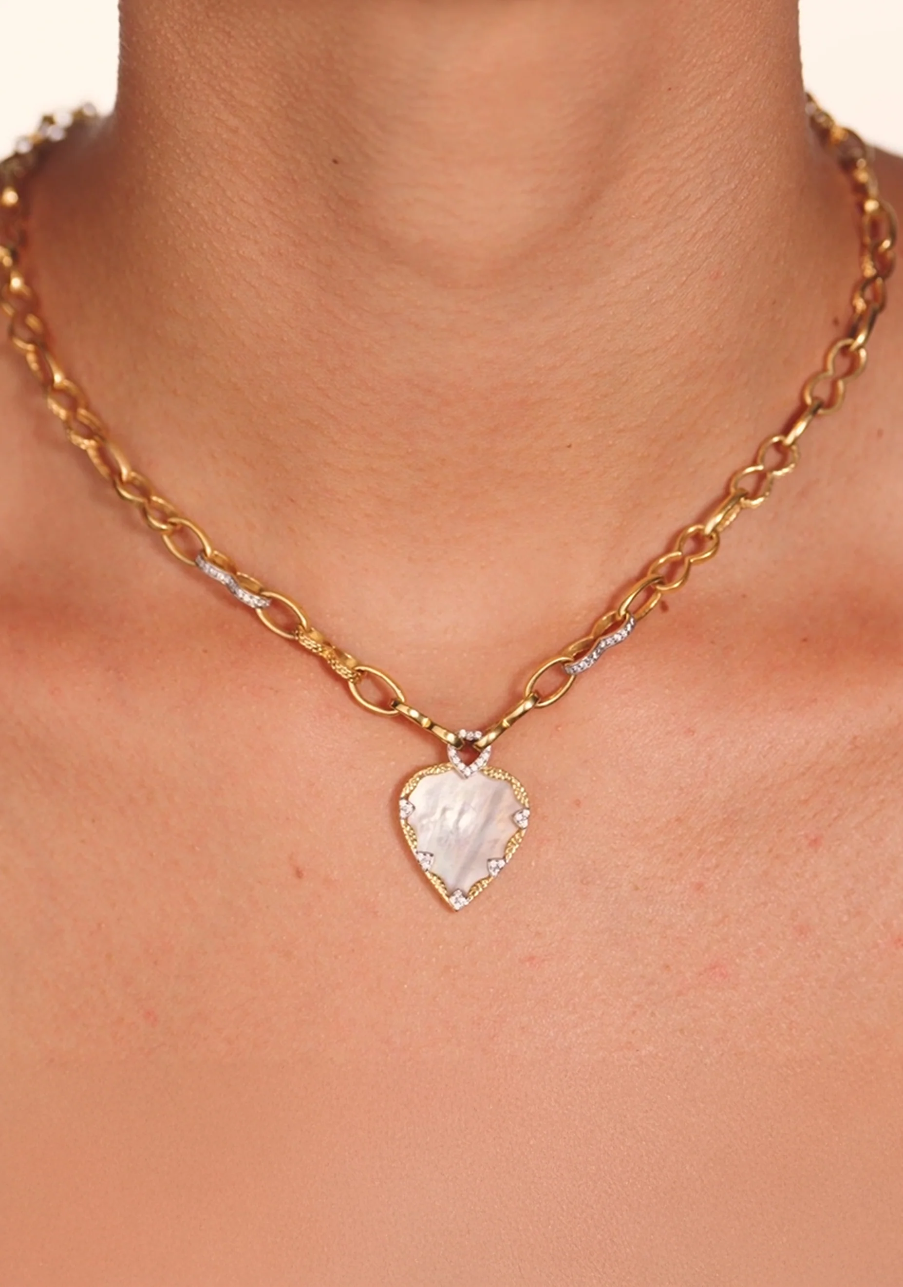 Lima Necklace_Pearl - Image 2