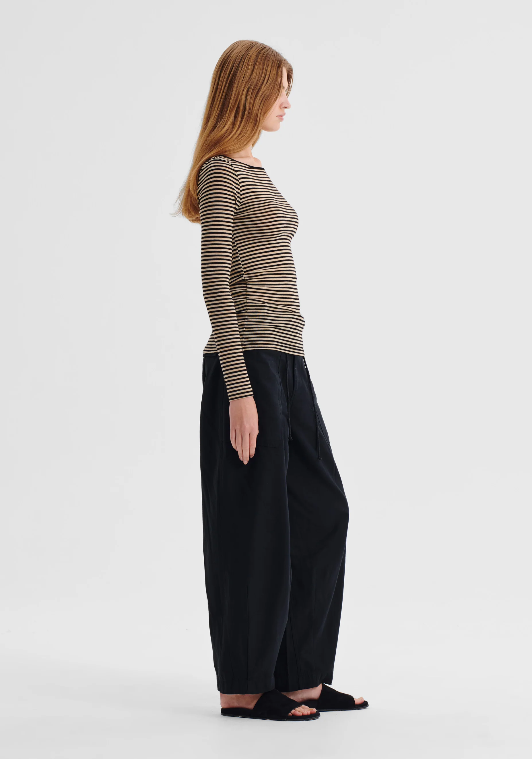 Morri Merino Stripe Round Neck_Birch Black - Image 5