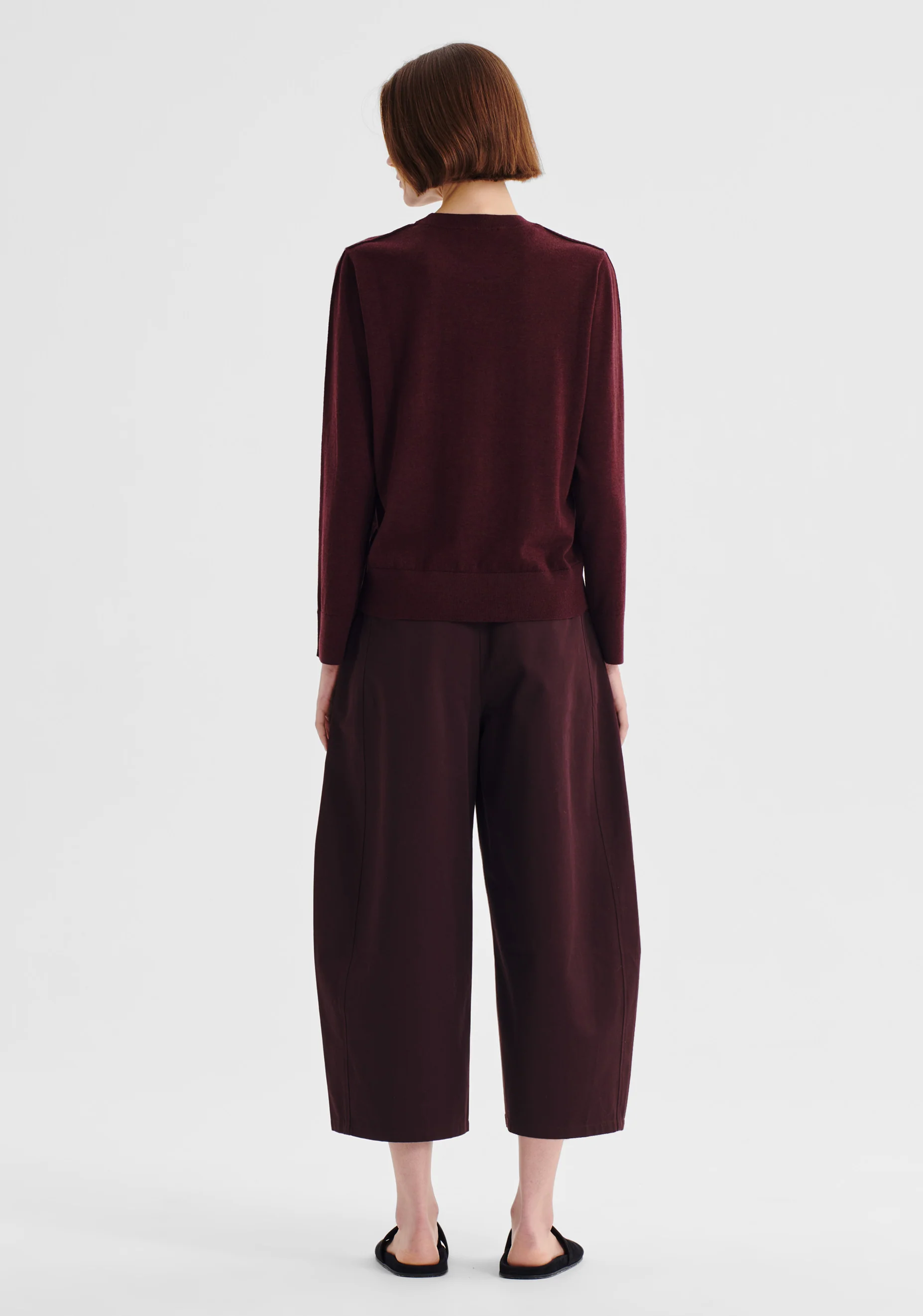 Oxford Merino Knit Pullover_Pinot - Image 4