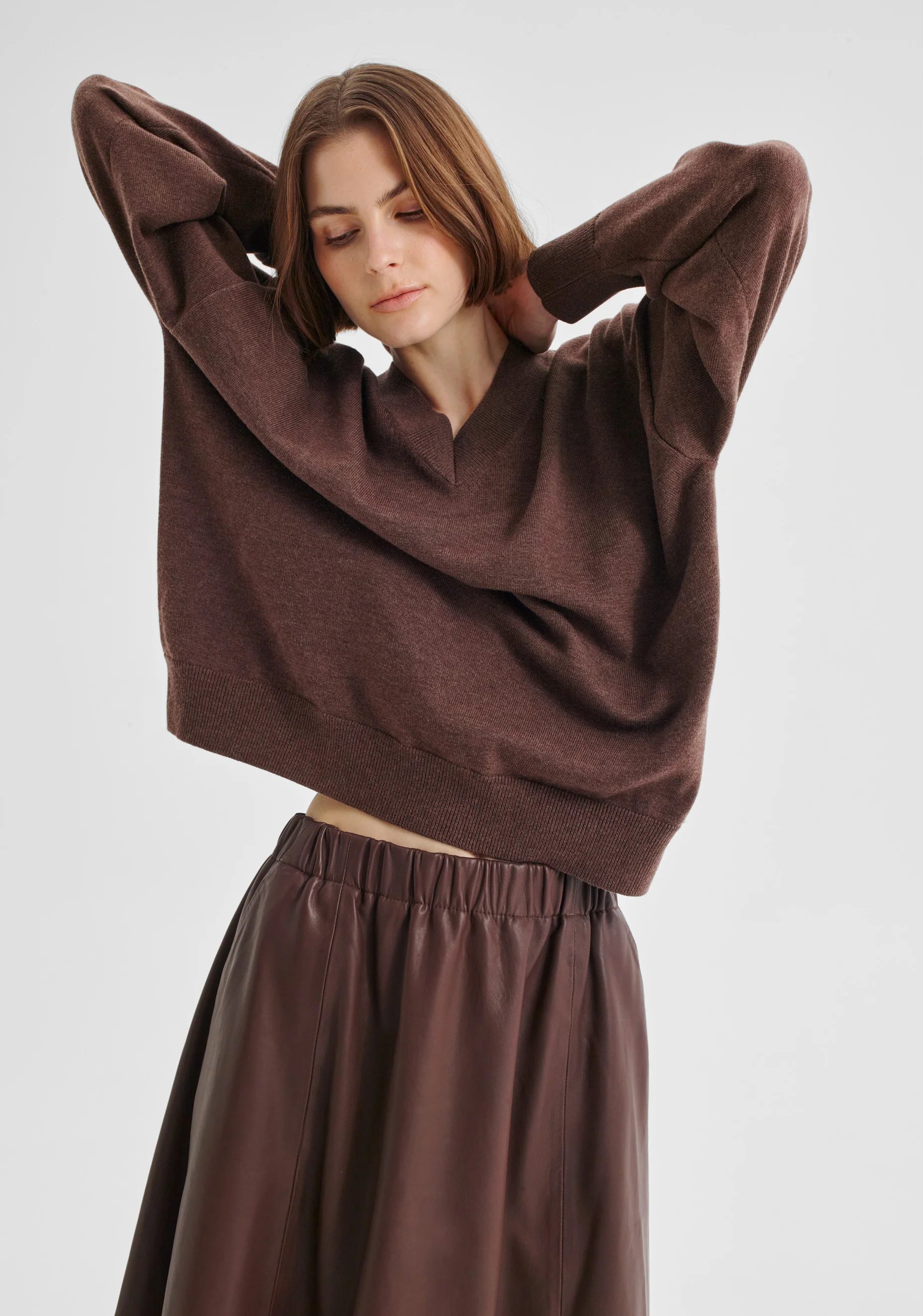 Payton V-Neck Merino Knit Pullover_Nutmeg - Image 6