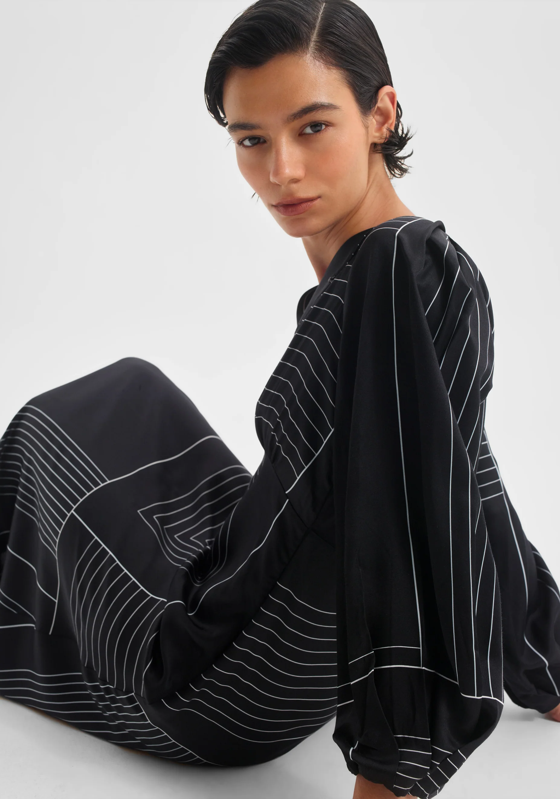 Priya Dress_Print - Image 5
