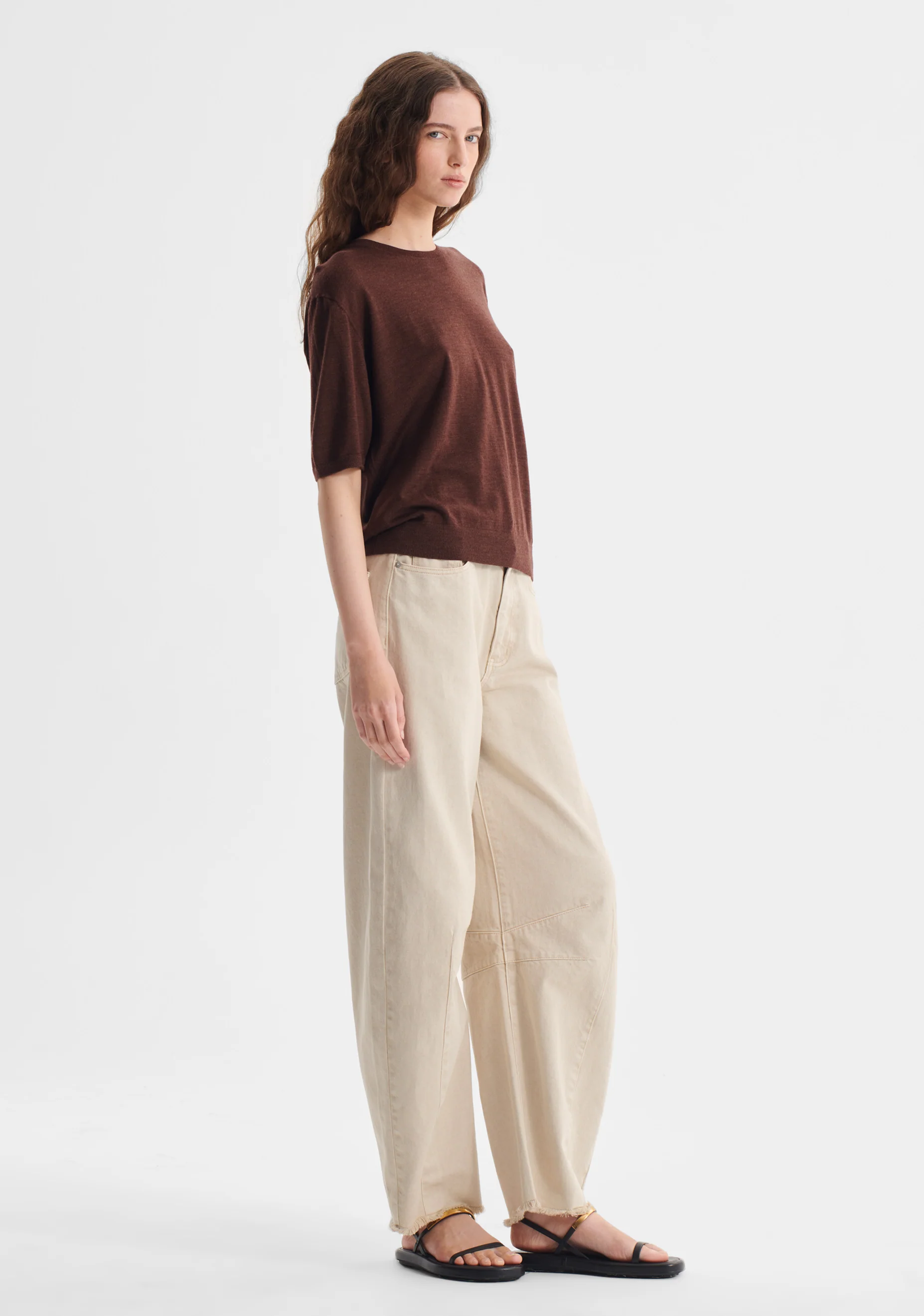 River Knit Tee_Toffee - Image 4