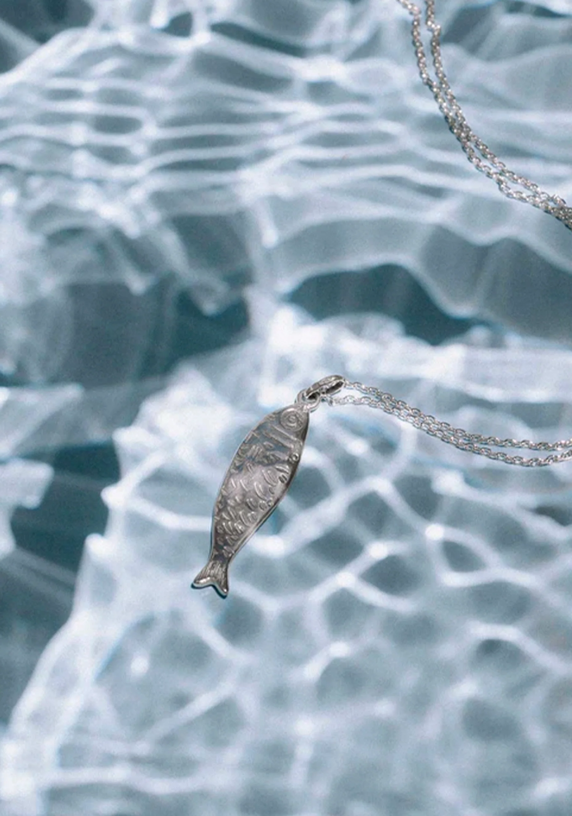 Sardines Charm Necklace_Silver - Image 3