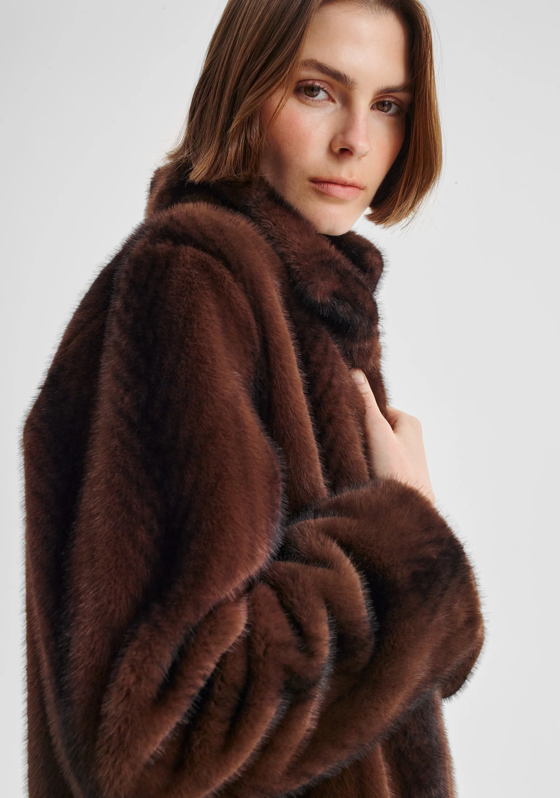 Stevie Fur Coat_Espresso - Image 3