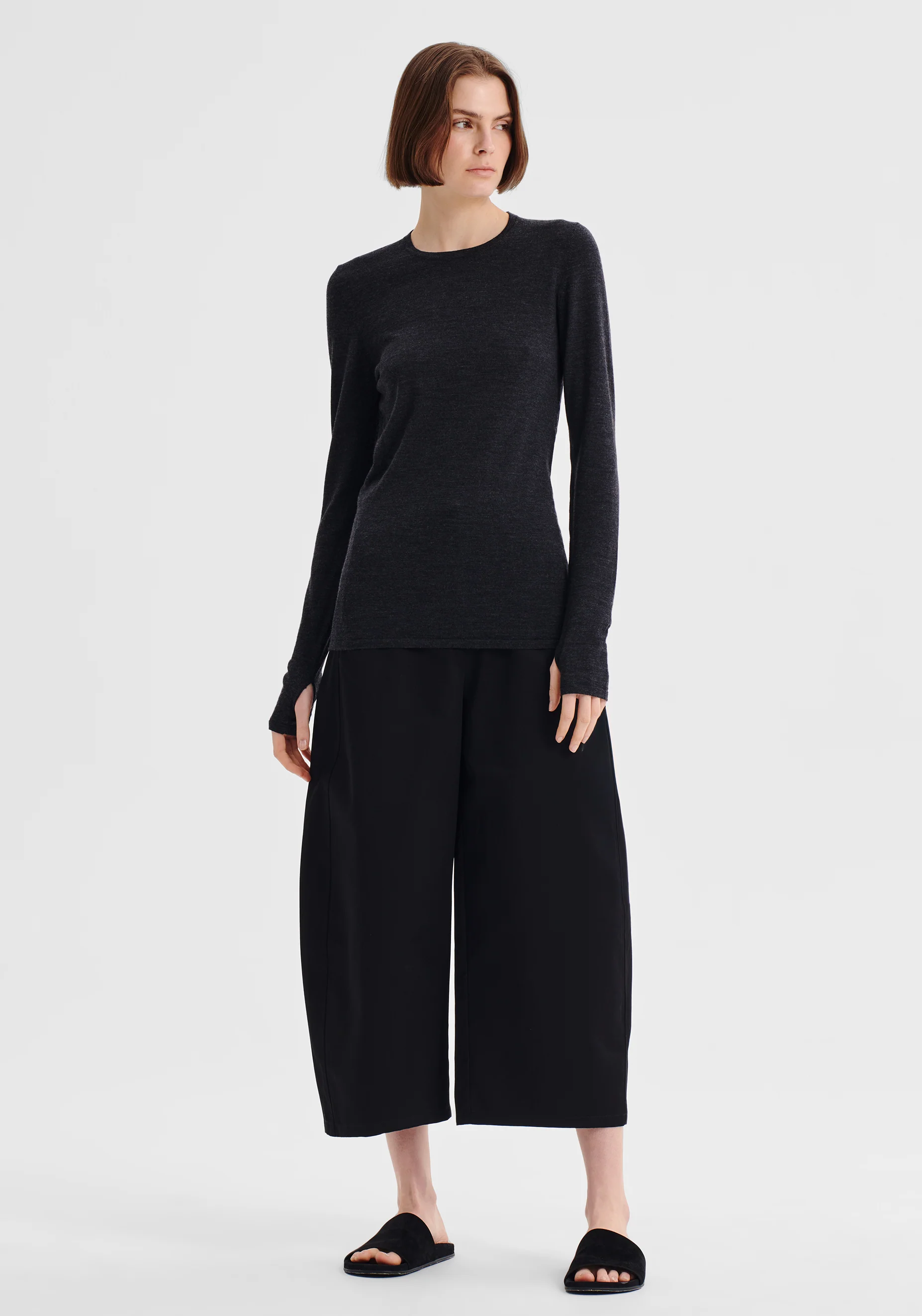 Theodore Fine Merino Knit Top_Charcoal - Image 3
