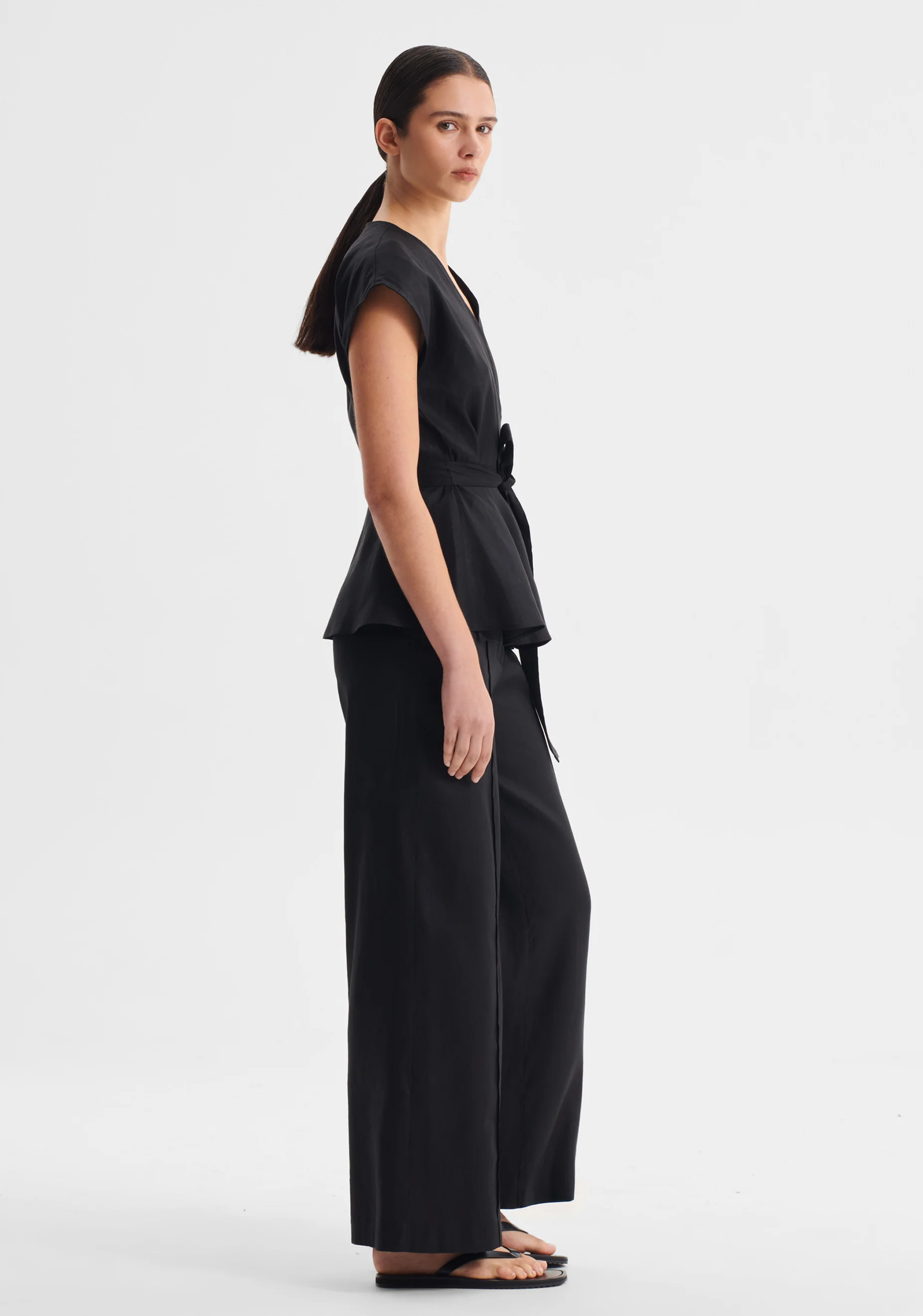 Victoria Pintuck Pant_Black - Image 4